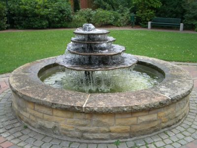 Der Stadthausbrunnen in Bergen